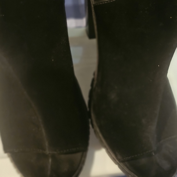 Zara Black Peep-Toe Sandals - Picture 5 of 6